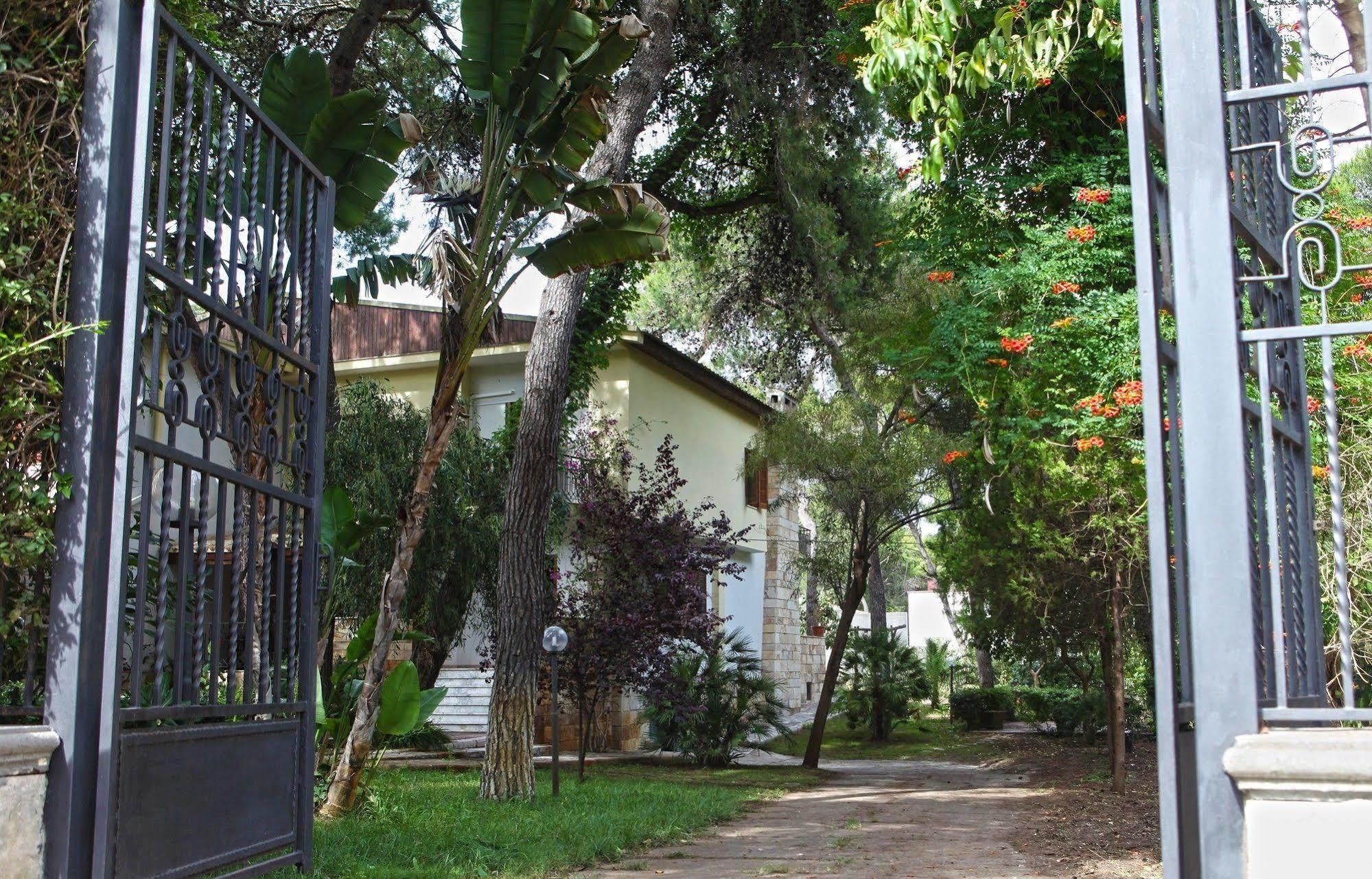 קסטלנטה מרינה B&B Viale Dei Pini מראה חיצוני תמונה